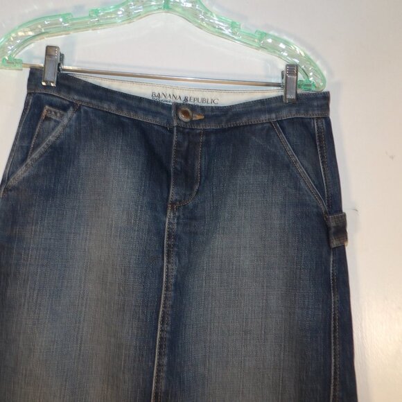 Banana Republic Denim Cargo Pencil Skirt Raw Hems Sz 2 - Picture 2 of 6